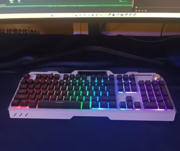 Clavier Gaming EWEADN GX810